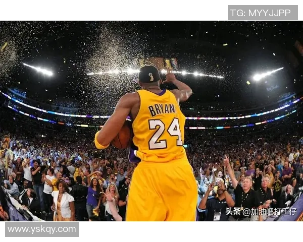 科比在2003年湖人与超音速的对决中狂砍45分展现传奇风采 科比在2003年湖人与超音速的对决中狂砍45分展现传奇风采