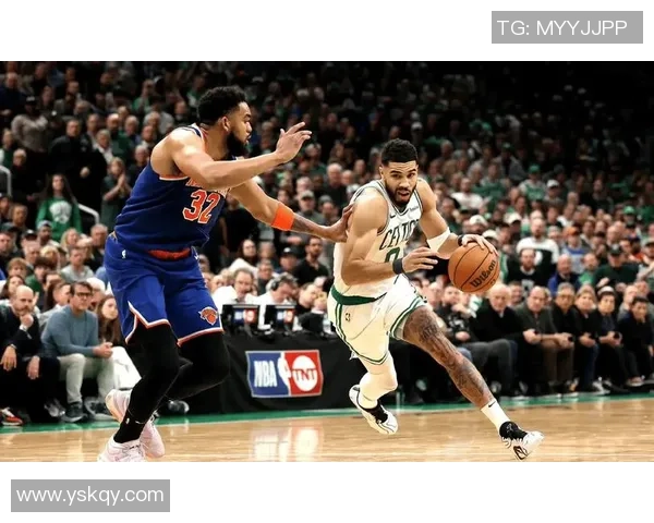 曩昔3场两次40+，一次三双！布朗42分4板4助，完结尼克斯4连胜